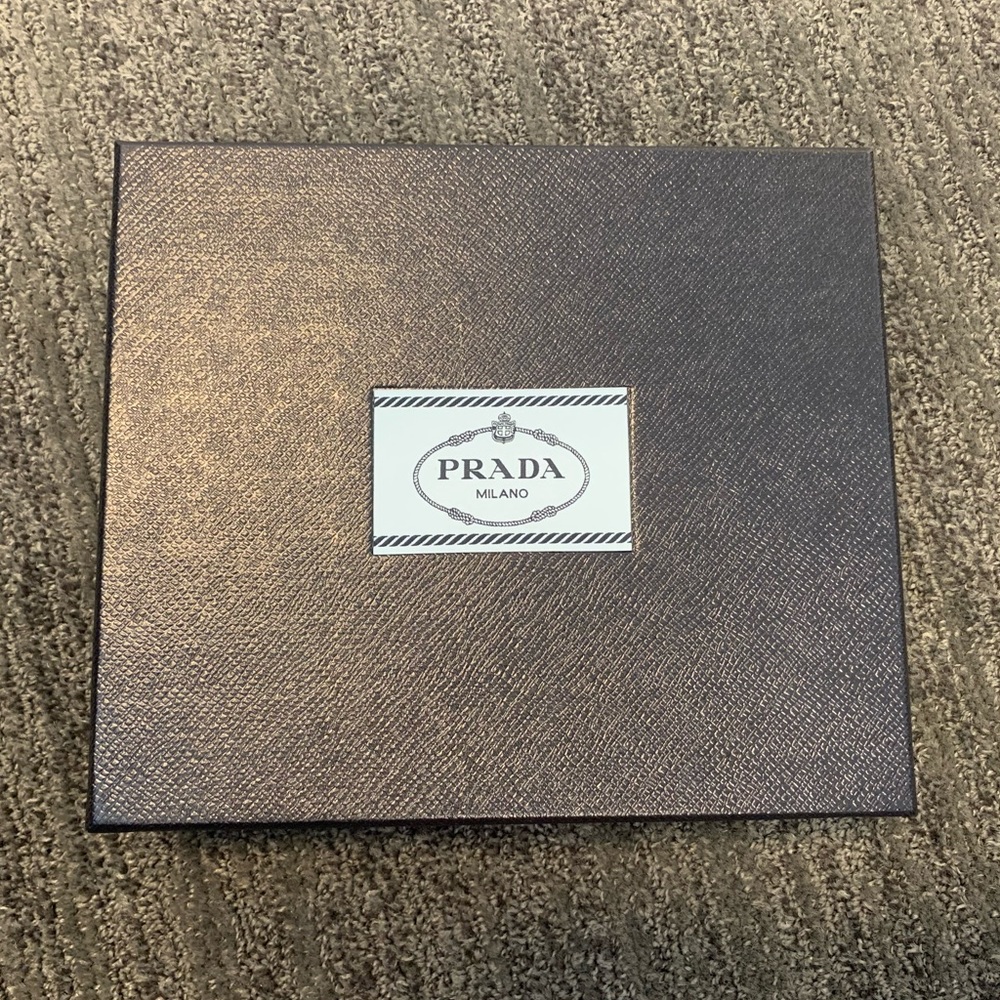 Prada box